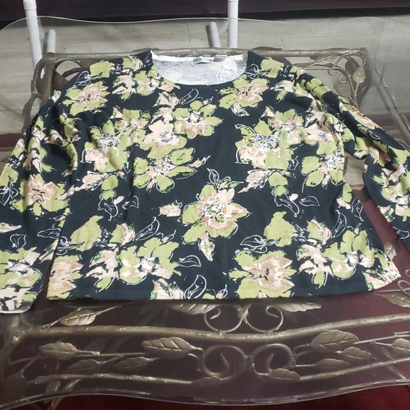 TIAN COLLECTION LONG SLEEVE TOP SIZE LARGE - Picture 2 of 2